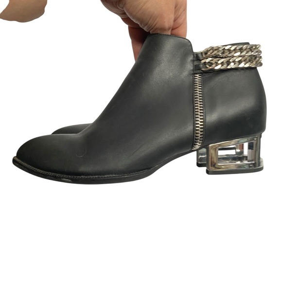 Jeffrey Campbell Sergio Boots Black Leather Chain Zipper Metal Heel booty sz 11 - Picture 8 of 16